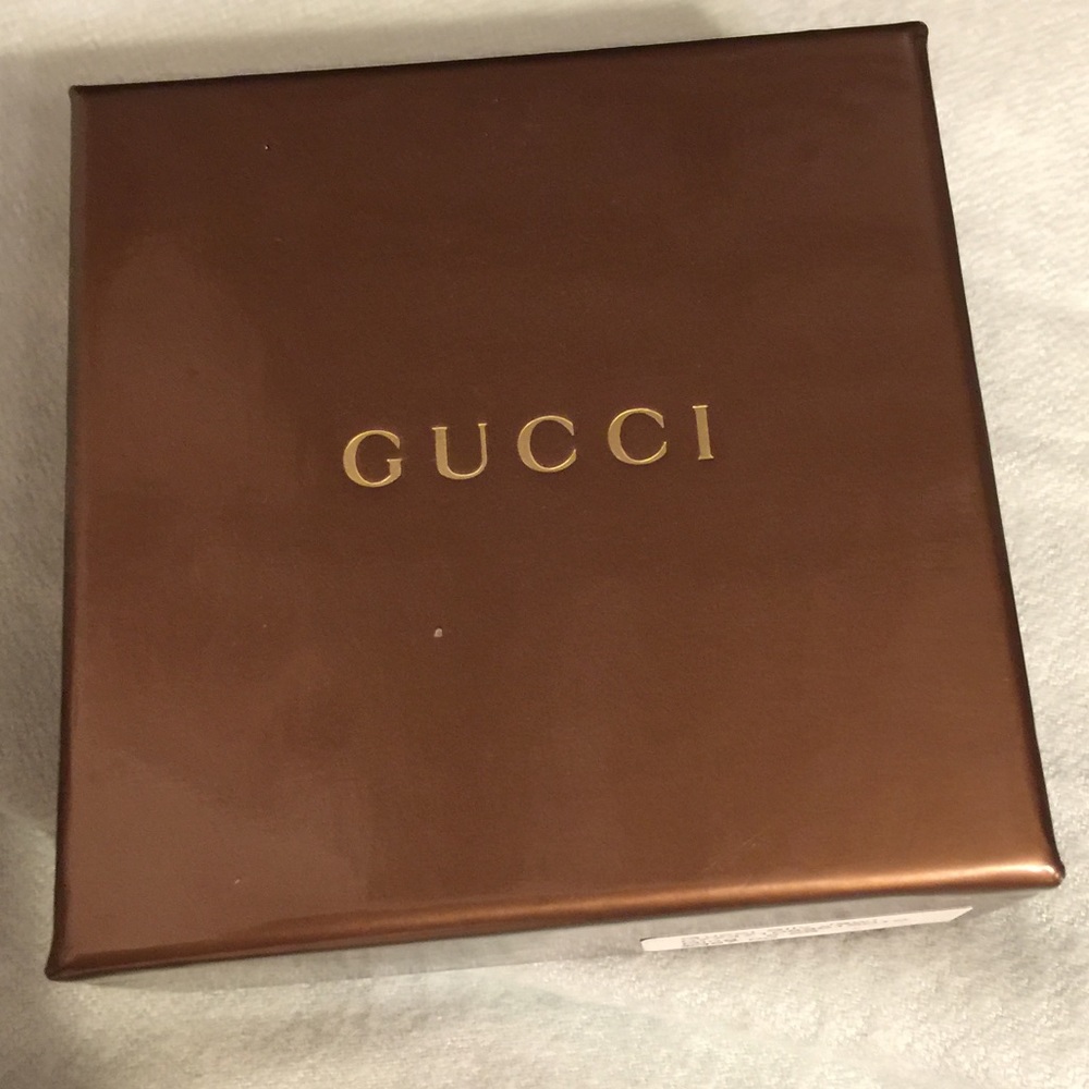 GUCCI Silver Amethyst Ring